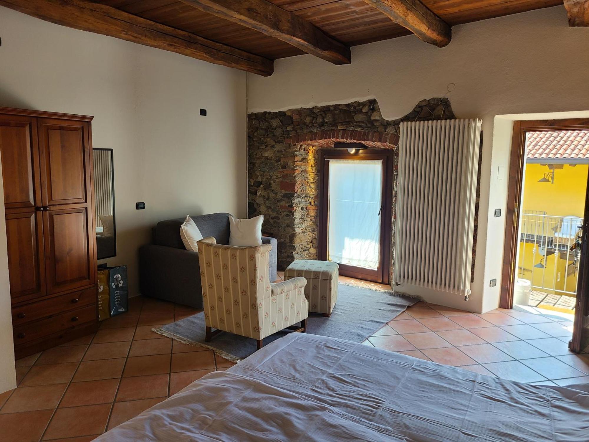 Hotel Robin'S Nest à Paruzzaro Extérieur photo