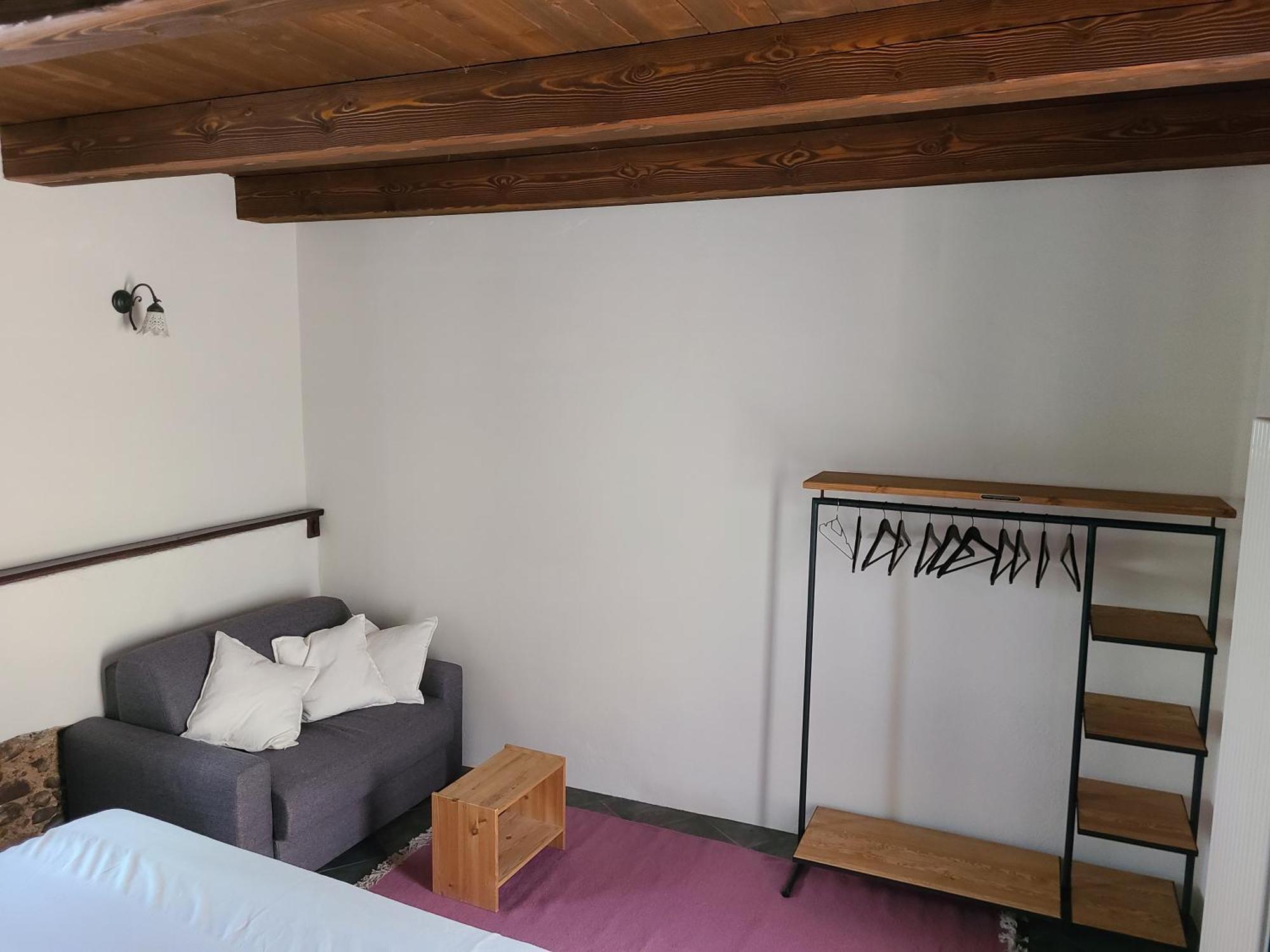 Hotel Robin'S Nest à Paruzzaro Extérieur photo