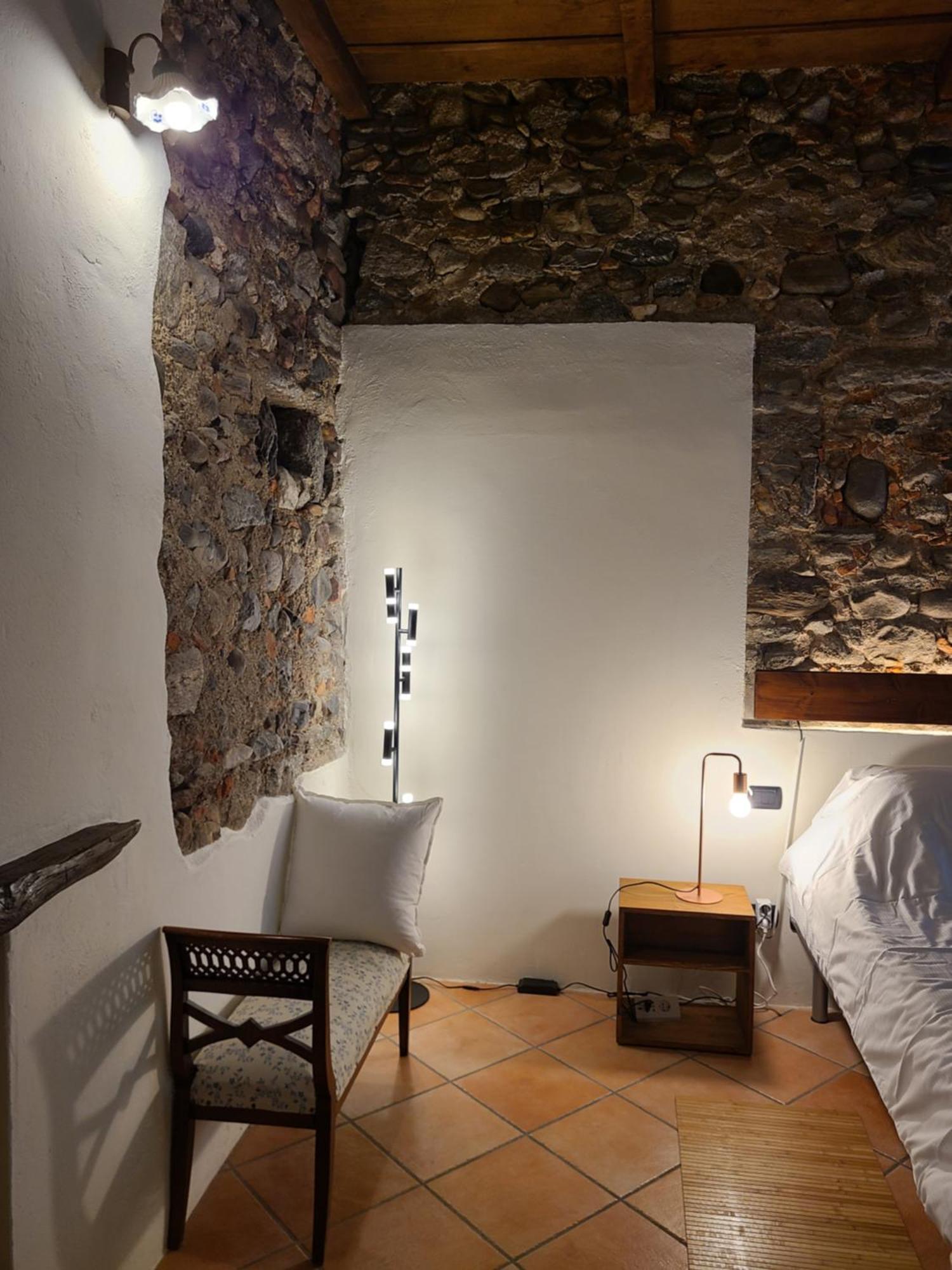 Hotel Robin'S Nest à Paruzzaro Chambre photo