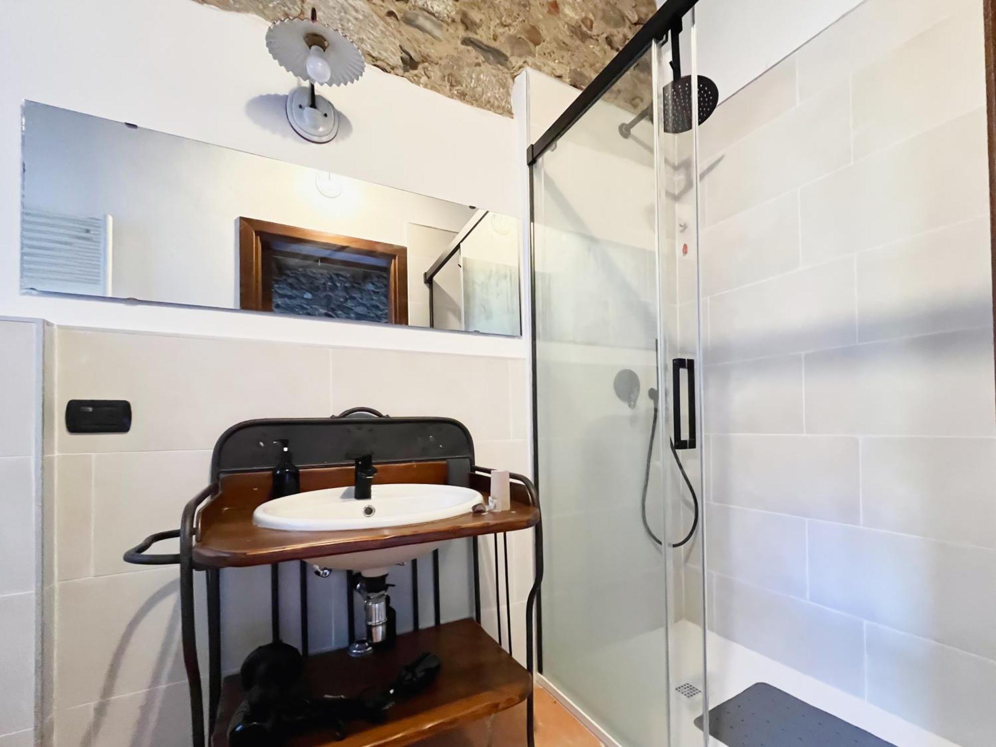 Hotel Robin'S Nest à Paruzzaro Extérieur photo