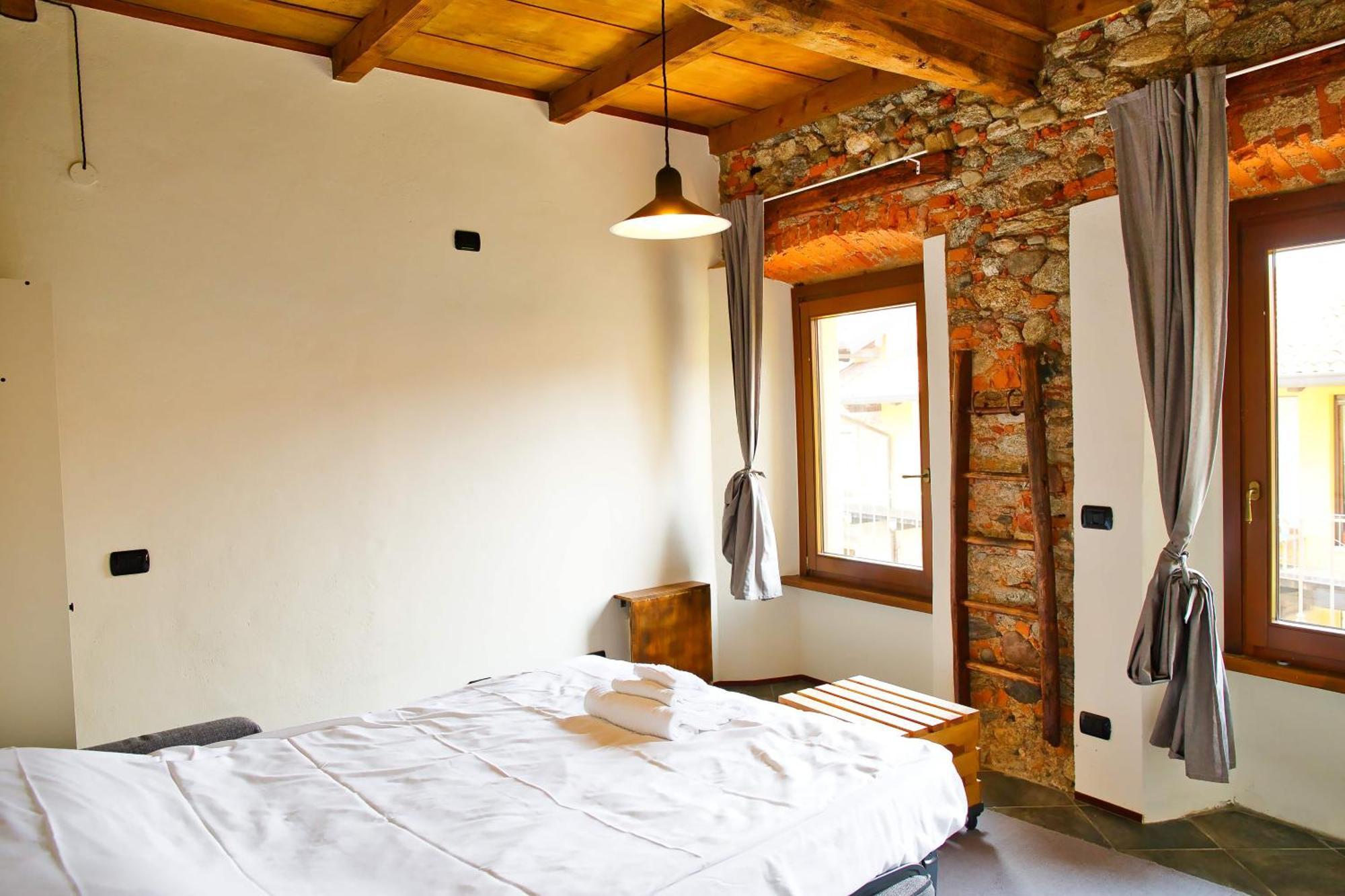 Hotel Robin'S Nest à Paruzzaro Extérieur photo